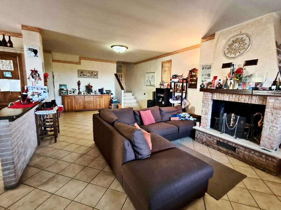 Villa - Image 5