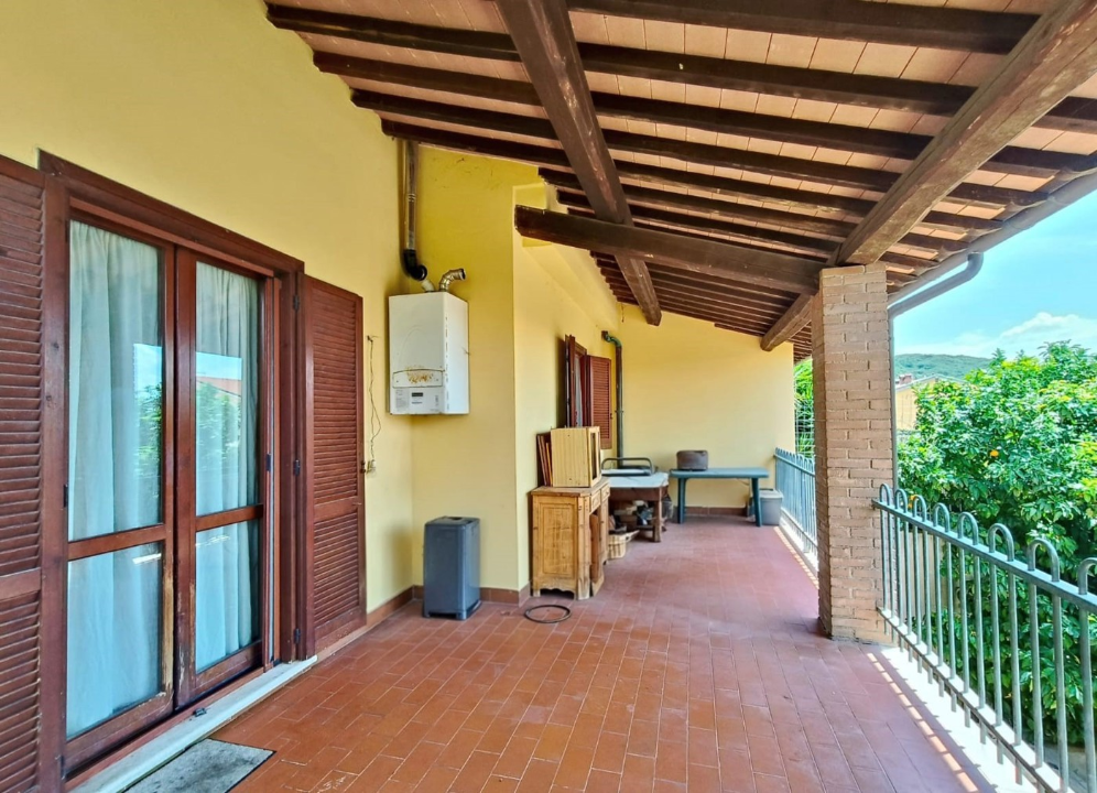 Villa - Image 1
