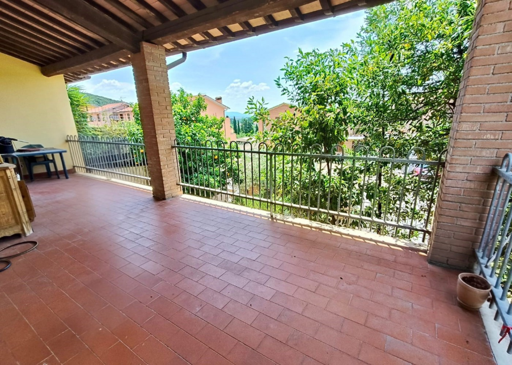 Villa - Image 3
