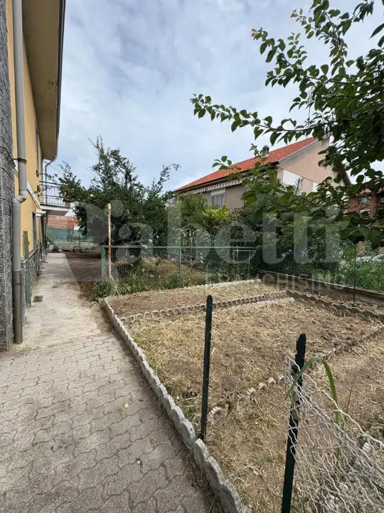 Villa - Image 11
