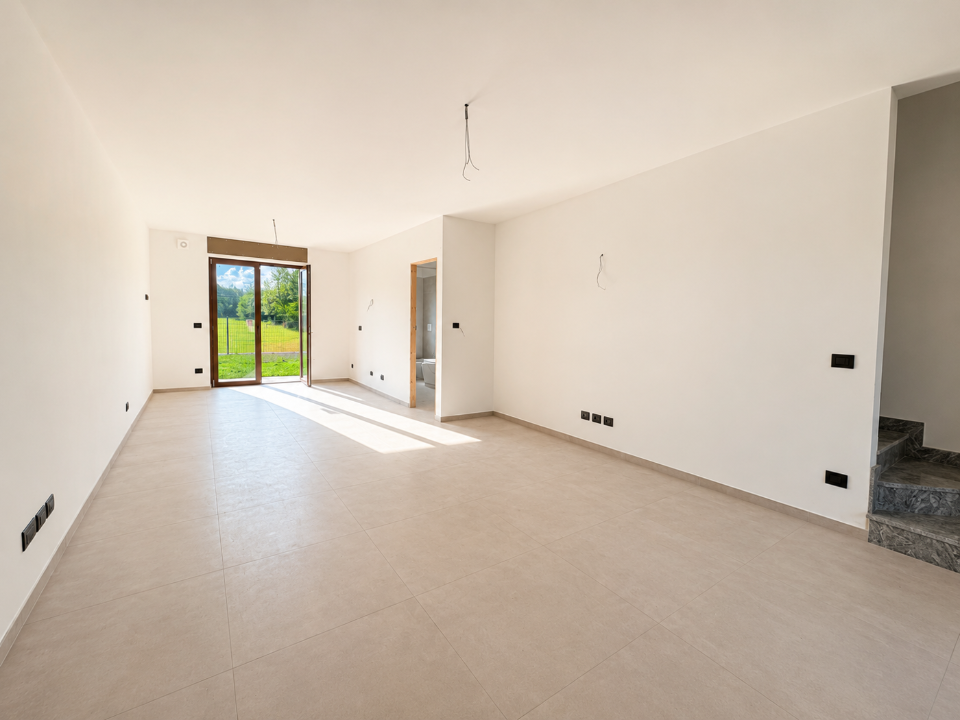 Villa - Image 2