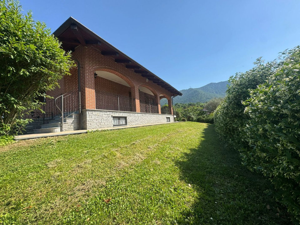 Villa - Image 1
