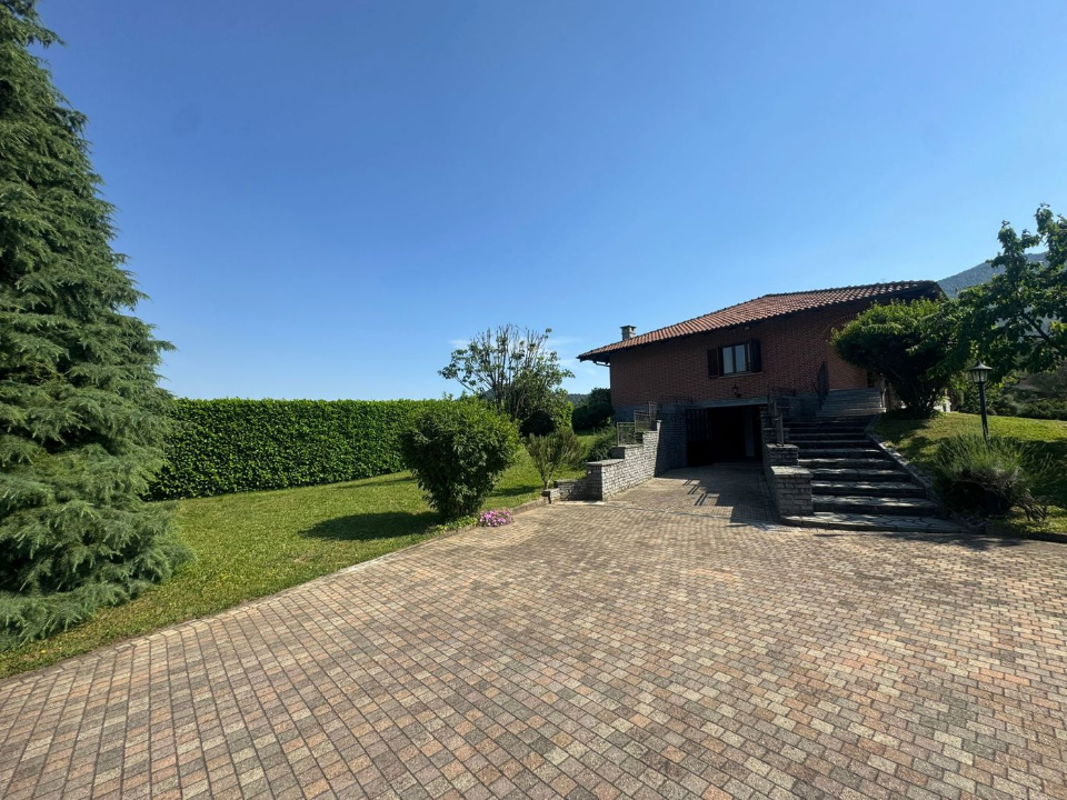 Villa - Image 8