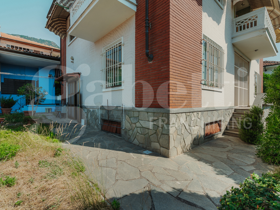 Villa - Image 7