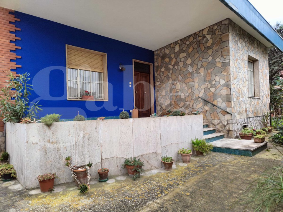 Villa - Image 10