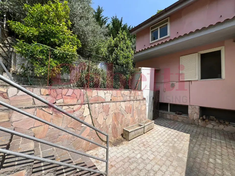 Villa - Image 6