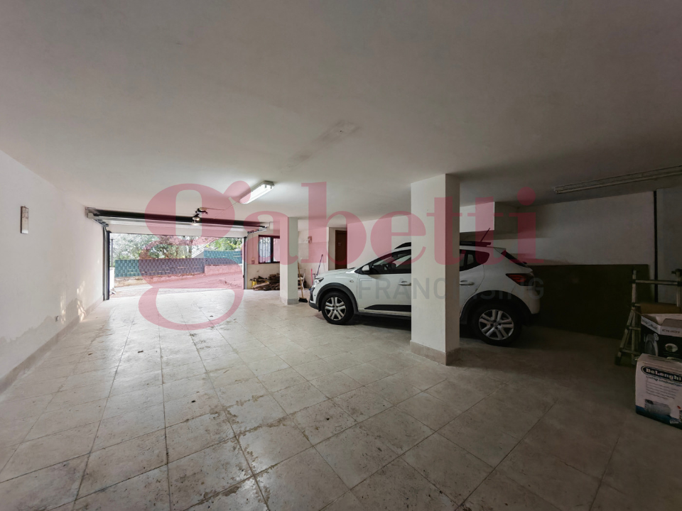 Villa - Image 35