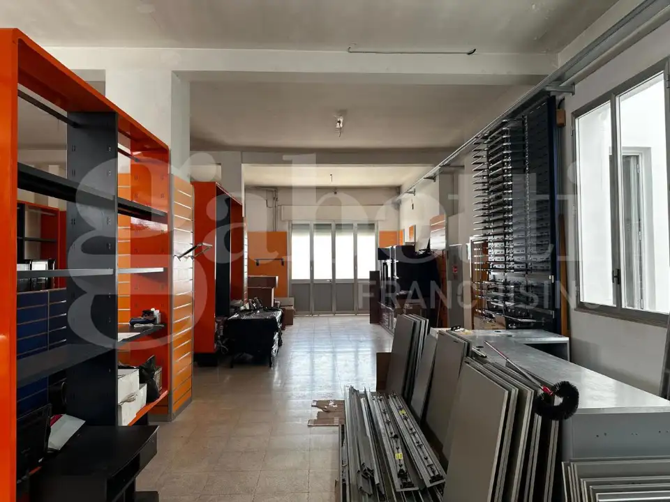 Capannone - Image 11