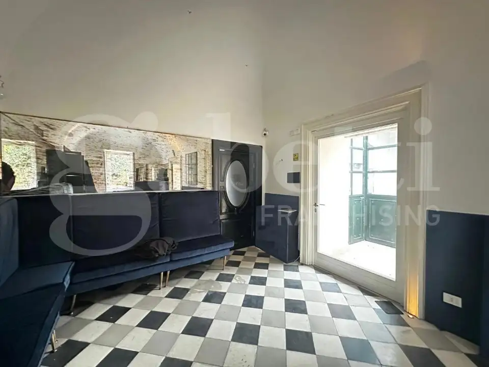 Palazzina - Image 13