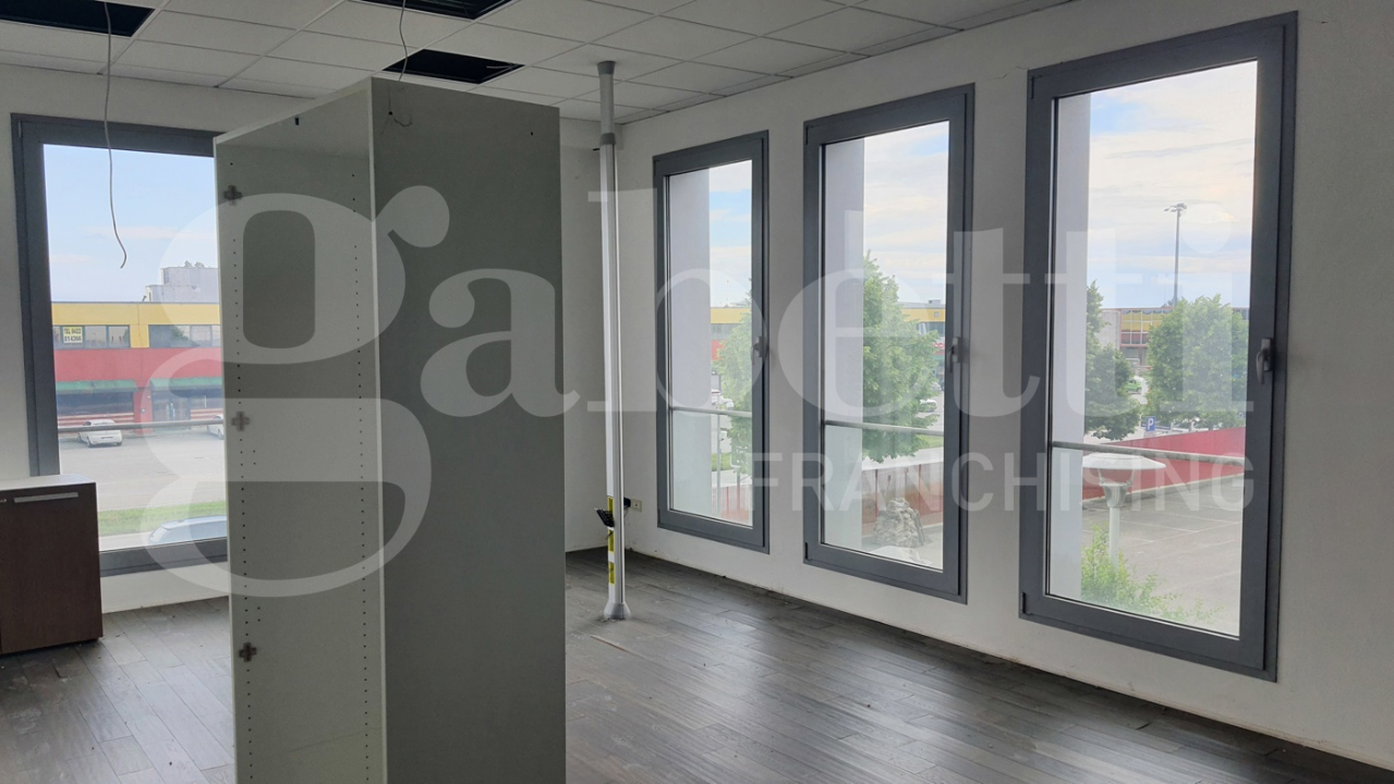 Edificio Direzionale - Image 47