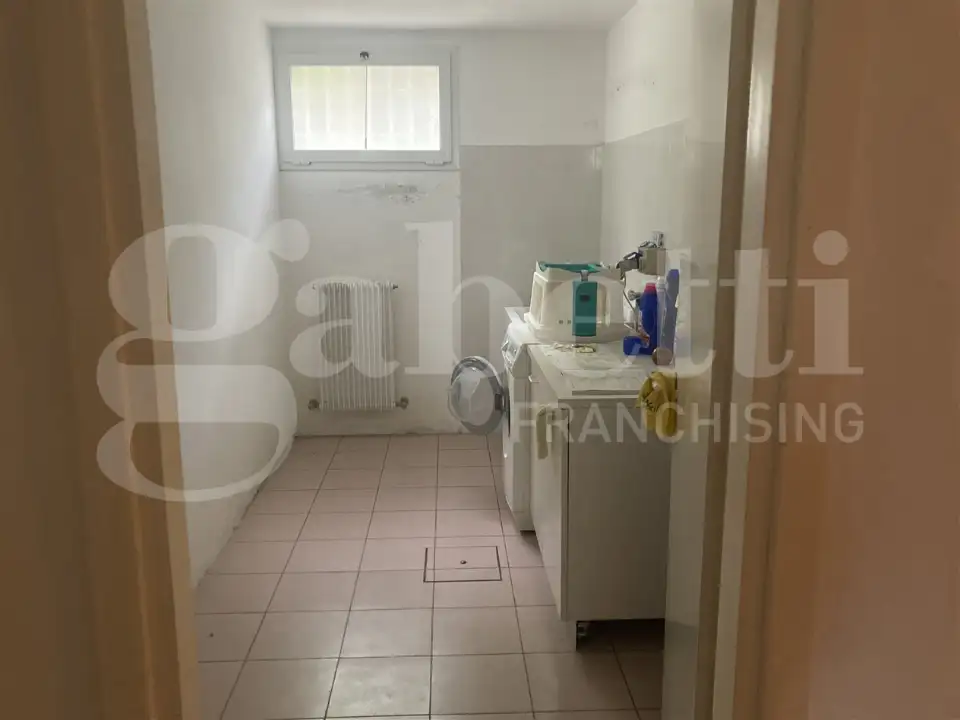 Capannone - Image 42