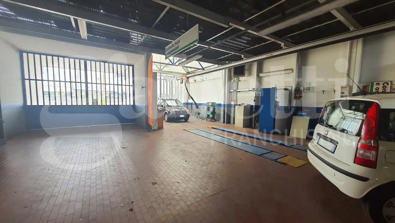 Capannone - Image 17