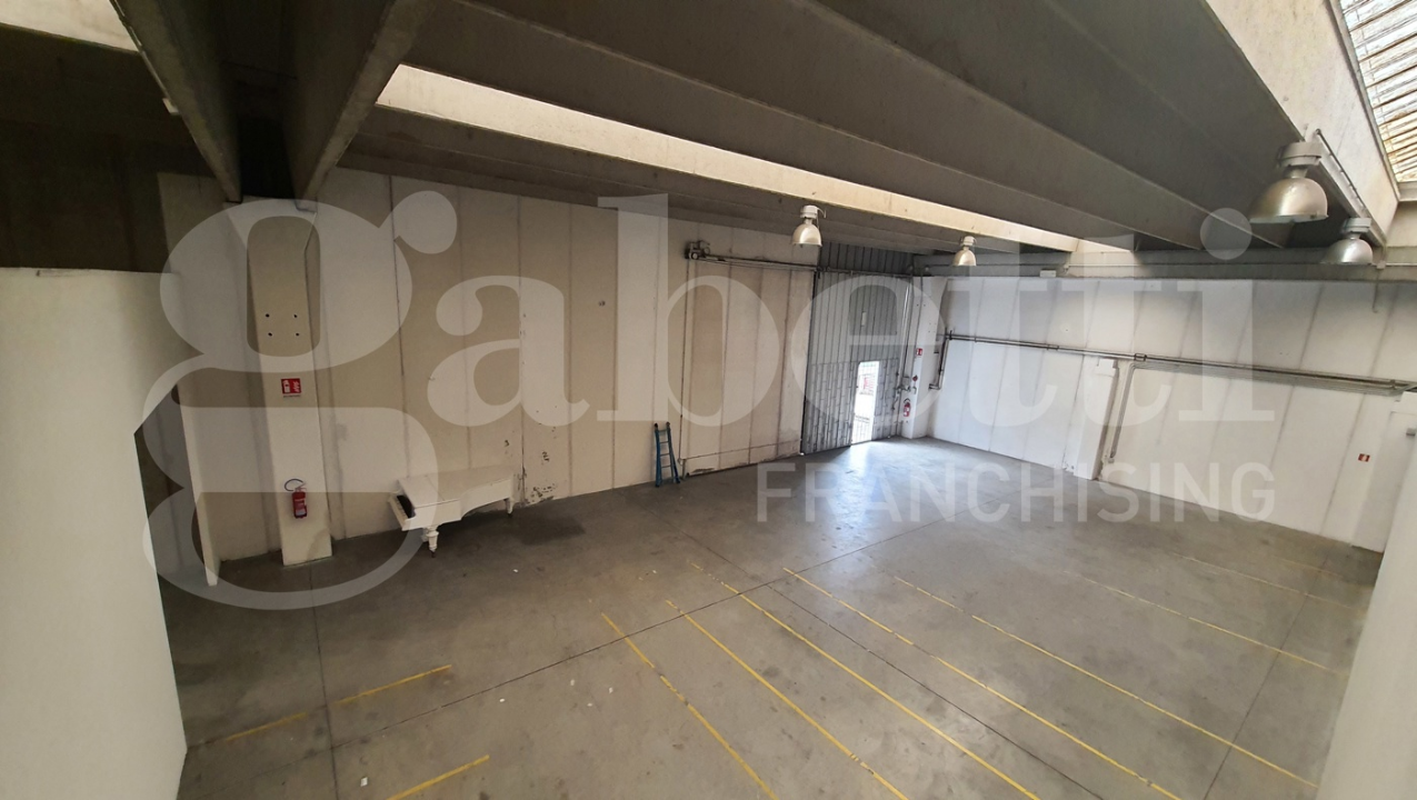 Capannone - Image 15