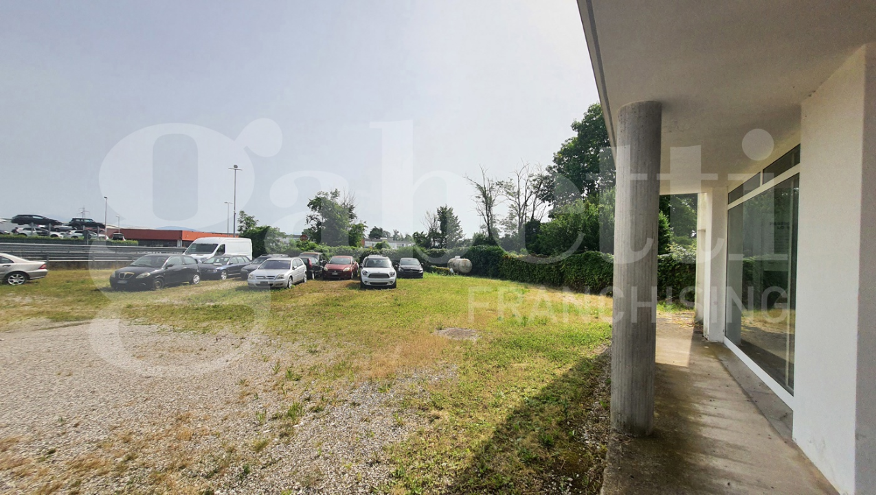 Capannone - Image 23