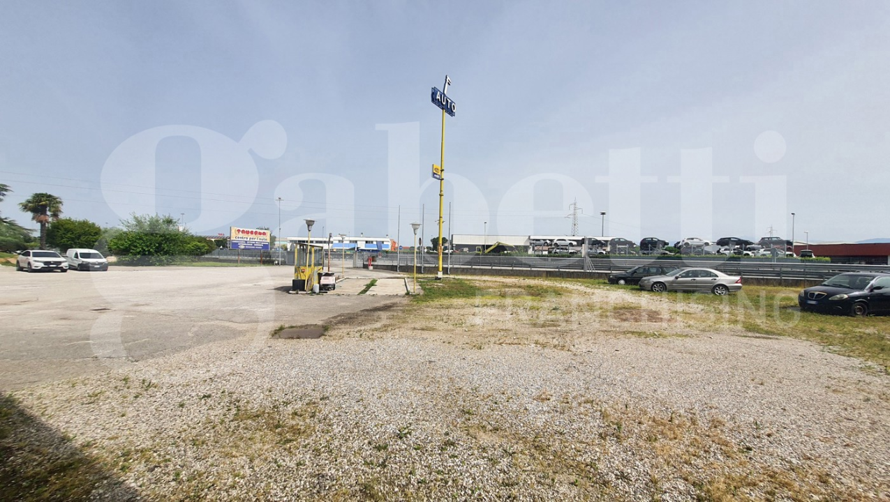 Capannone - Image 24