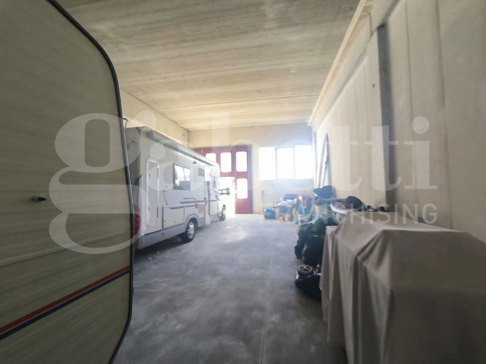 Magazzino - Image 10