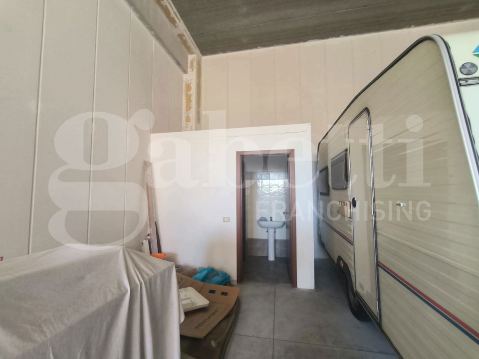 Magazzino - Image 15