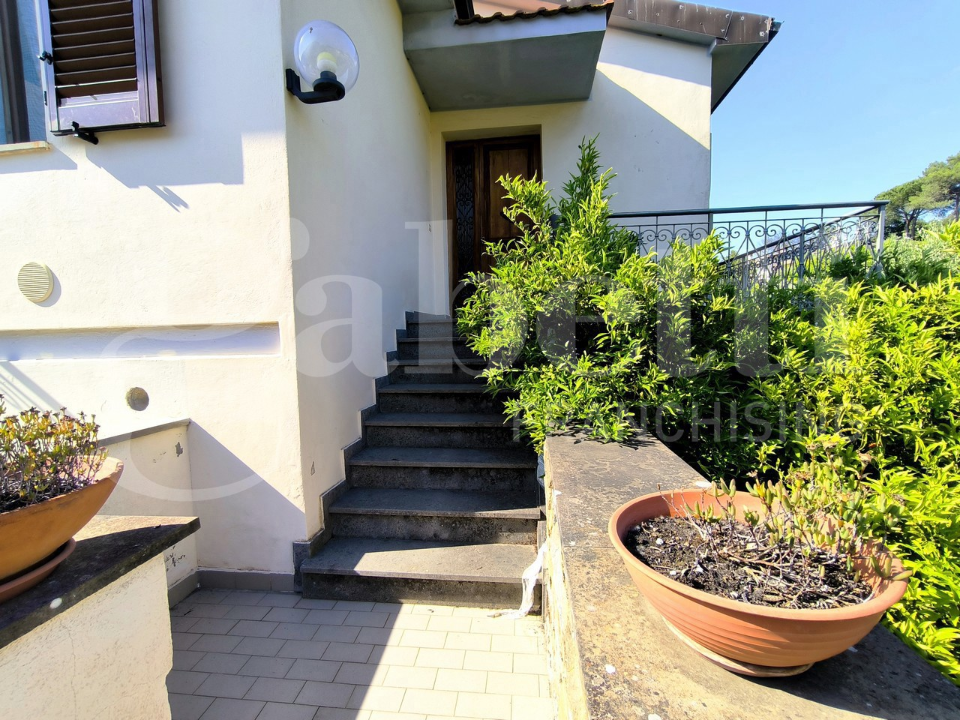 Villa - Image 7