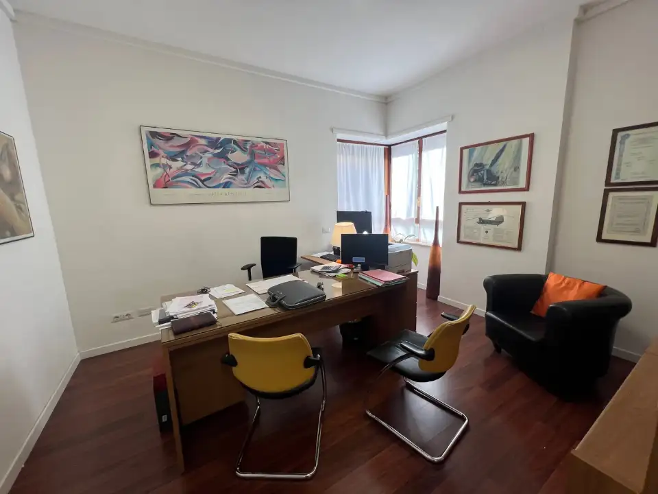 Ufficio - Image 18