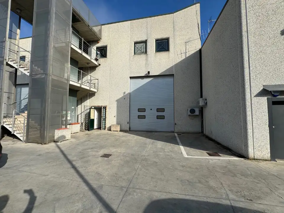 Capannone - Image 11