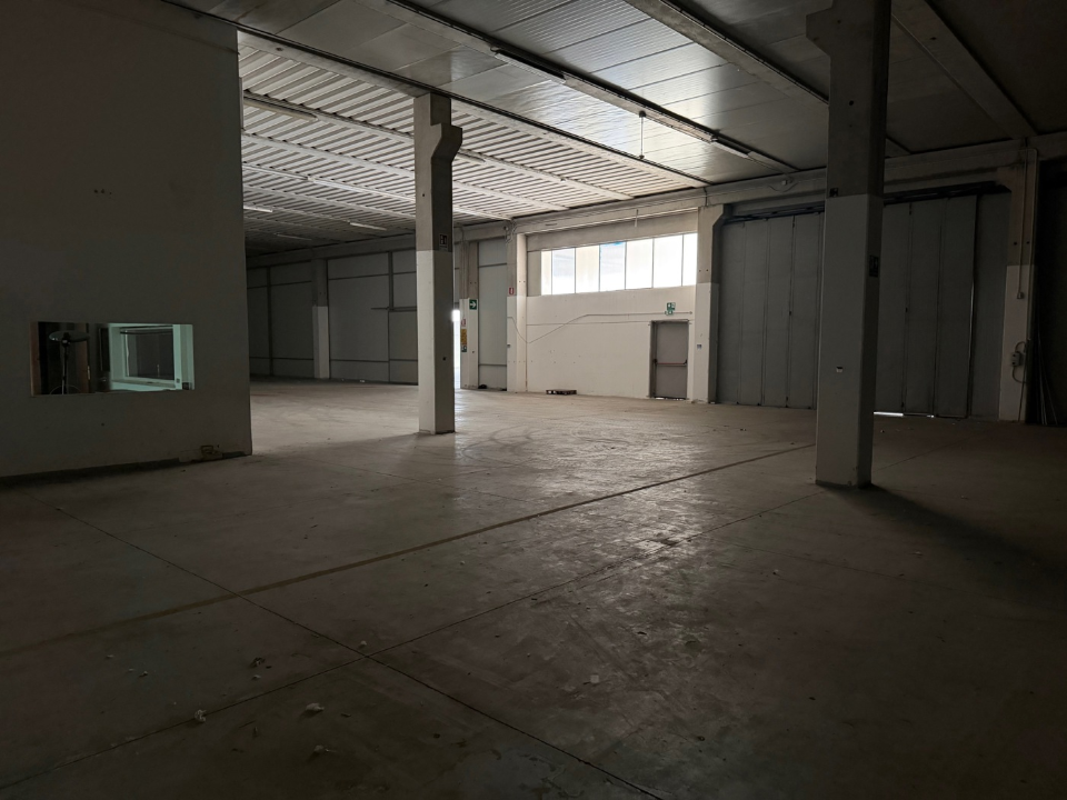 Capannone - Image 35