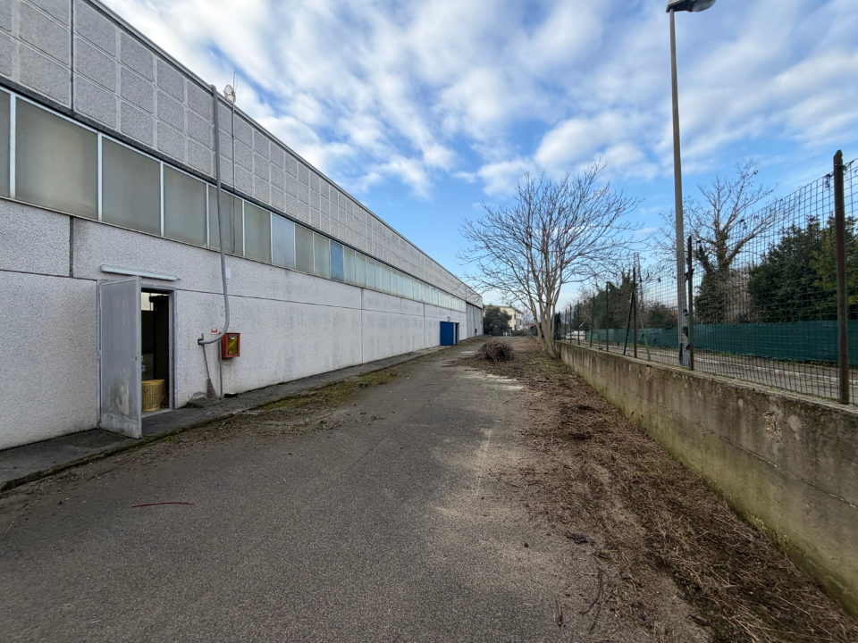 Capannone - Image 21