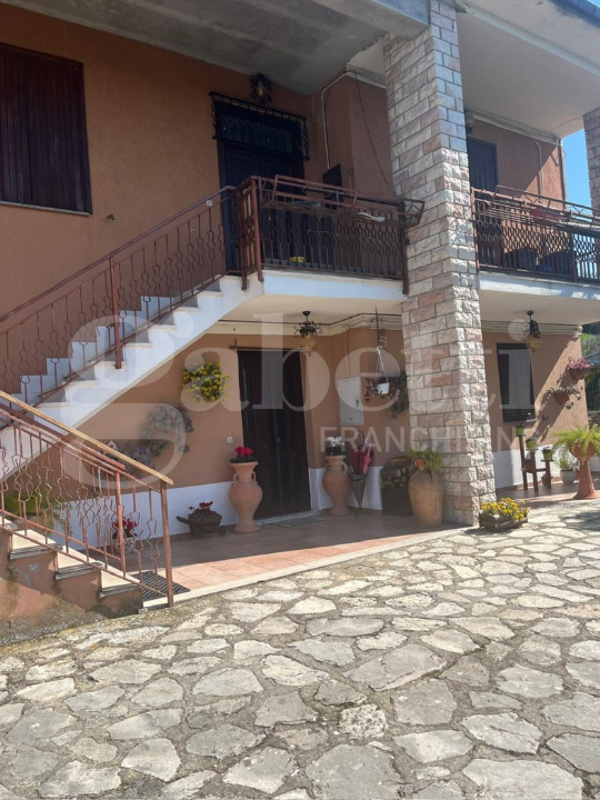 Villa - Image 12