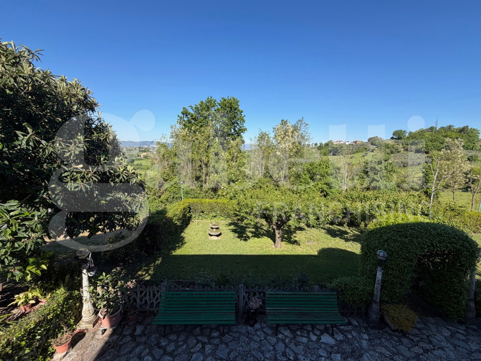 Villa - Image 4