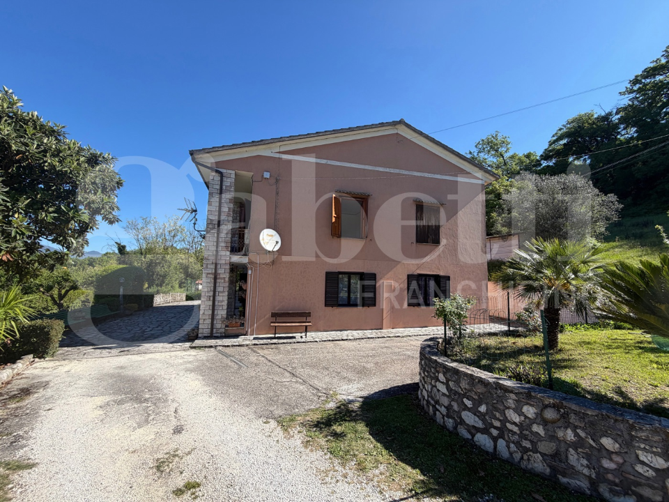 Villa - Image 8