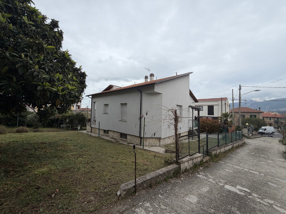 Villa - Image 42
