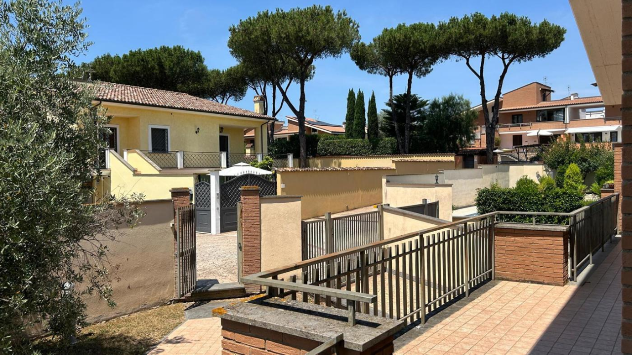 Villa - Image 11