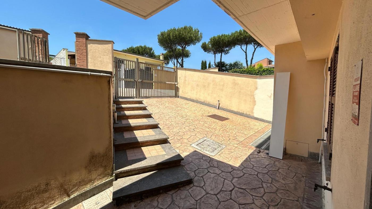 Villa - Image 3