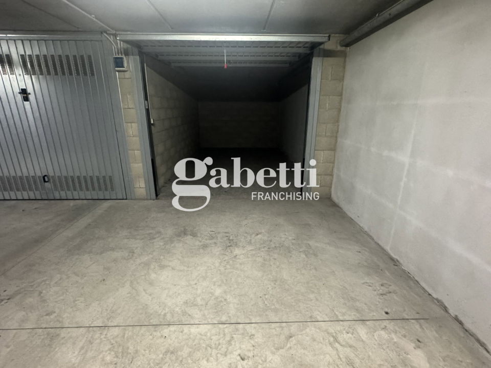 Box - Image 7