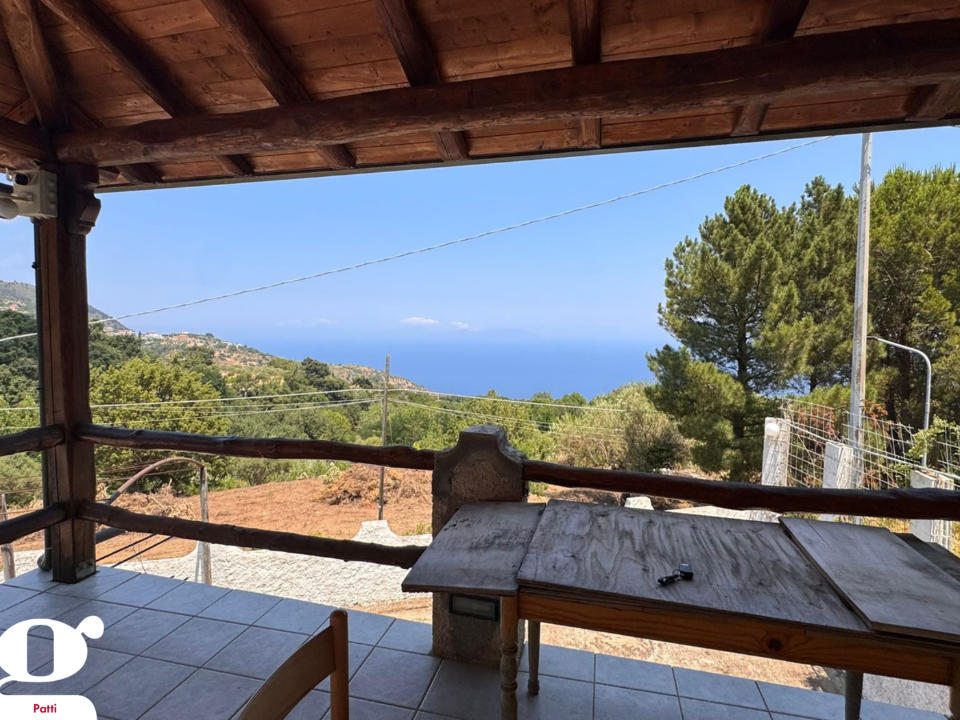 Villa - Image 2