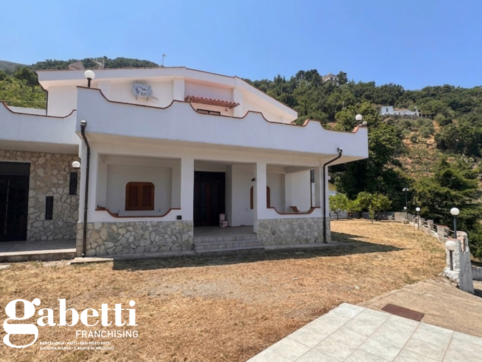 Villa - Image 1