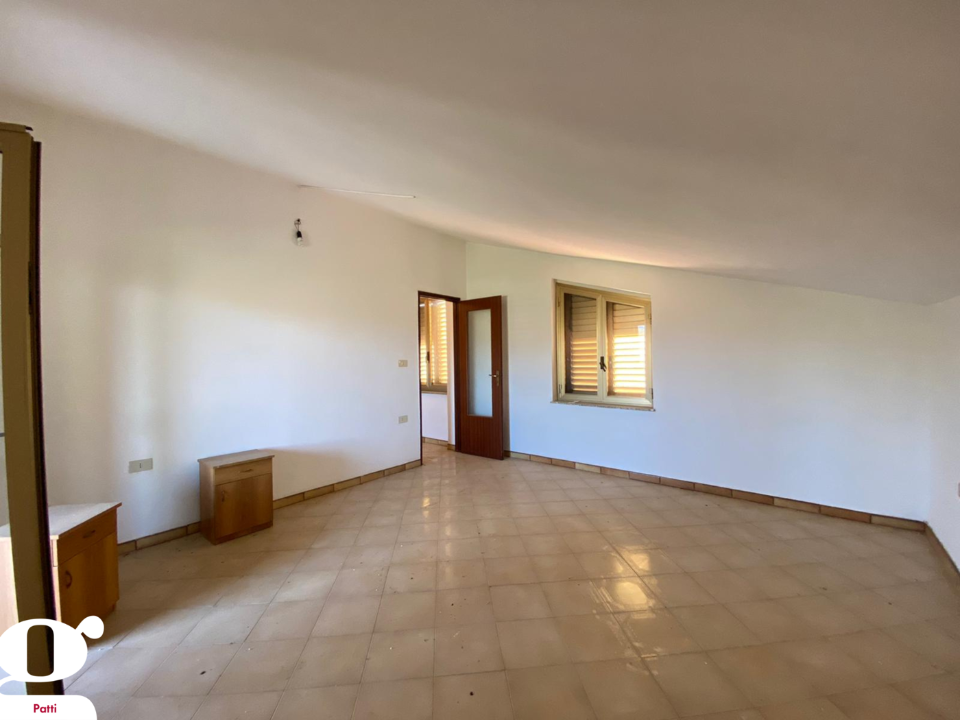 Villa - Image 4