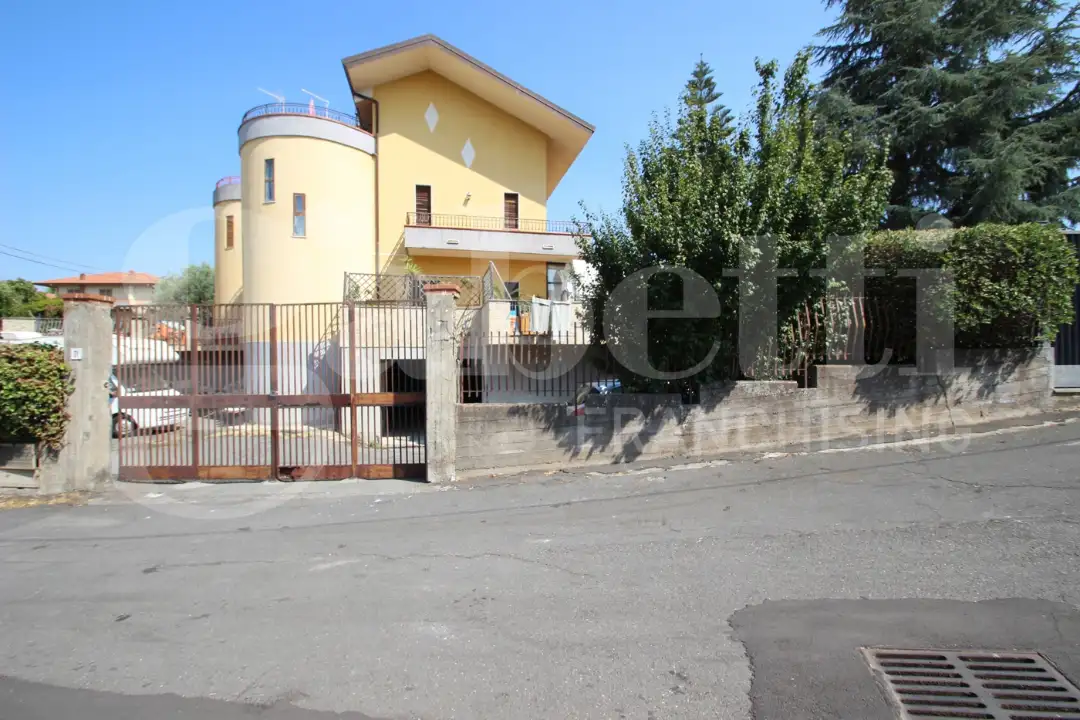 Laboratorio - Image 1