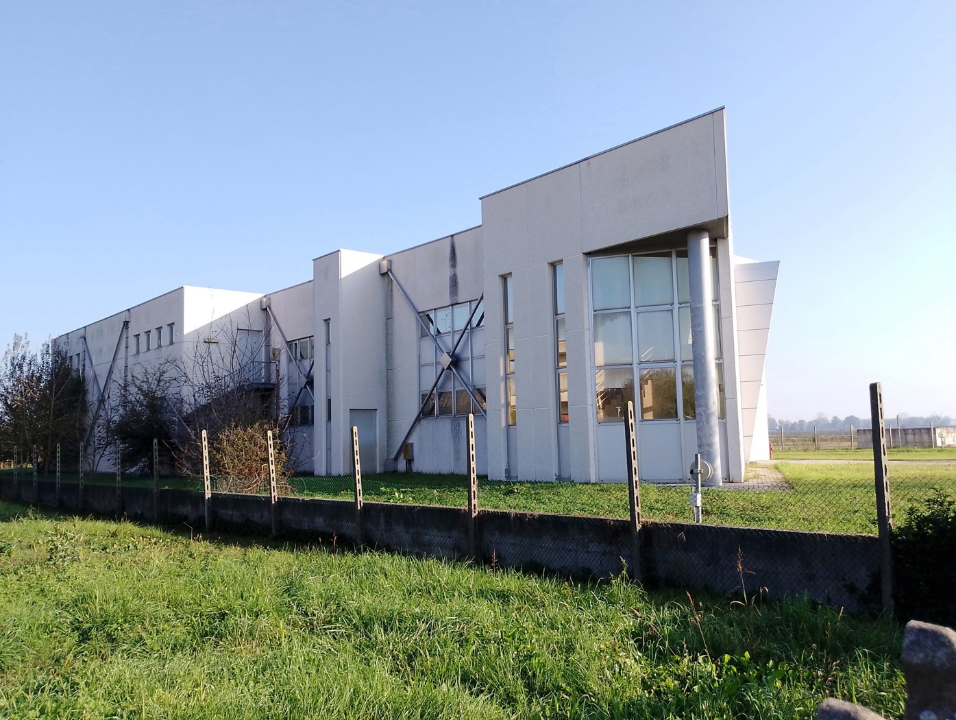 Capannone - Image 35