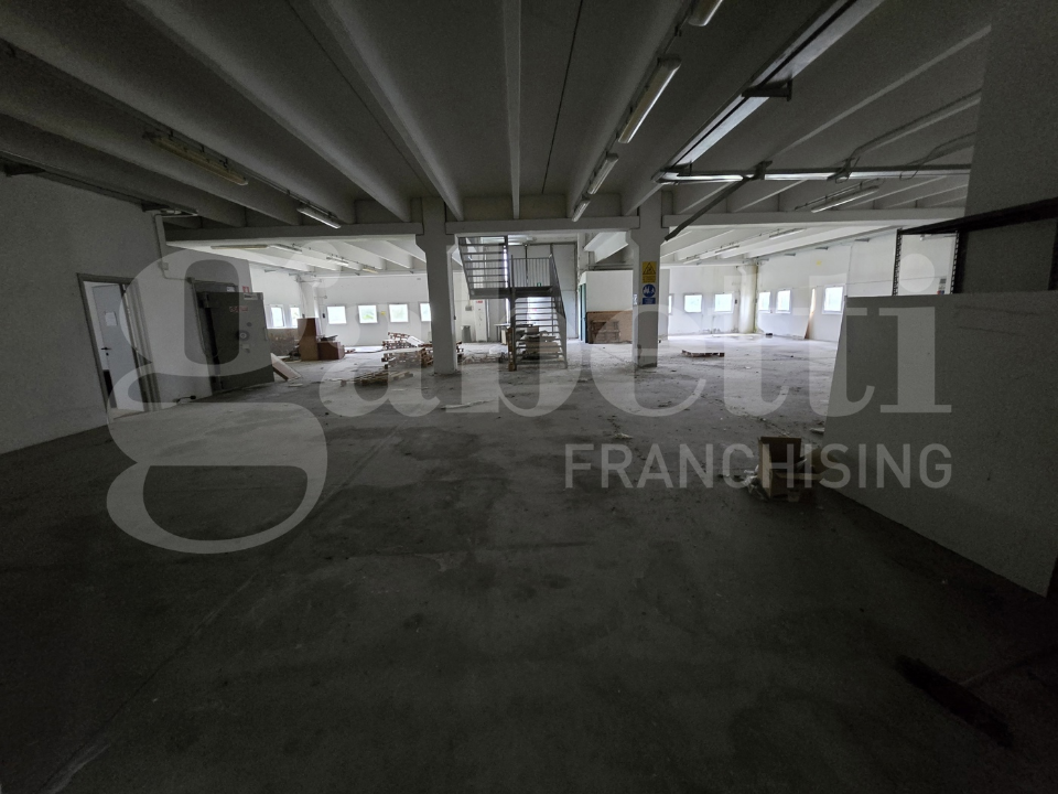 Capannone - Image 30