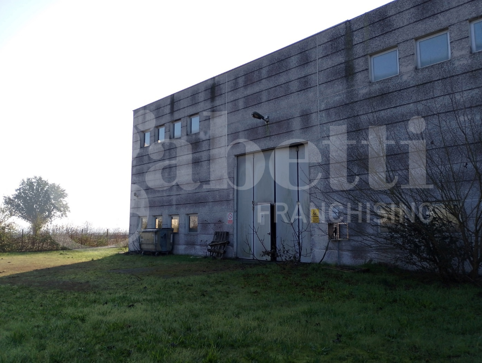 Capannone - Image 37