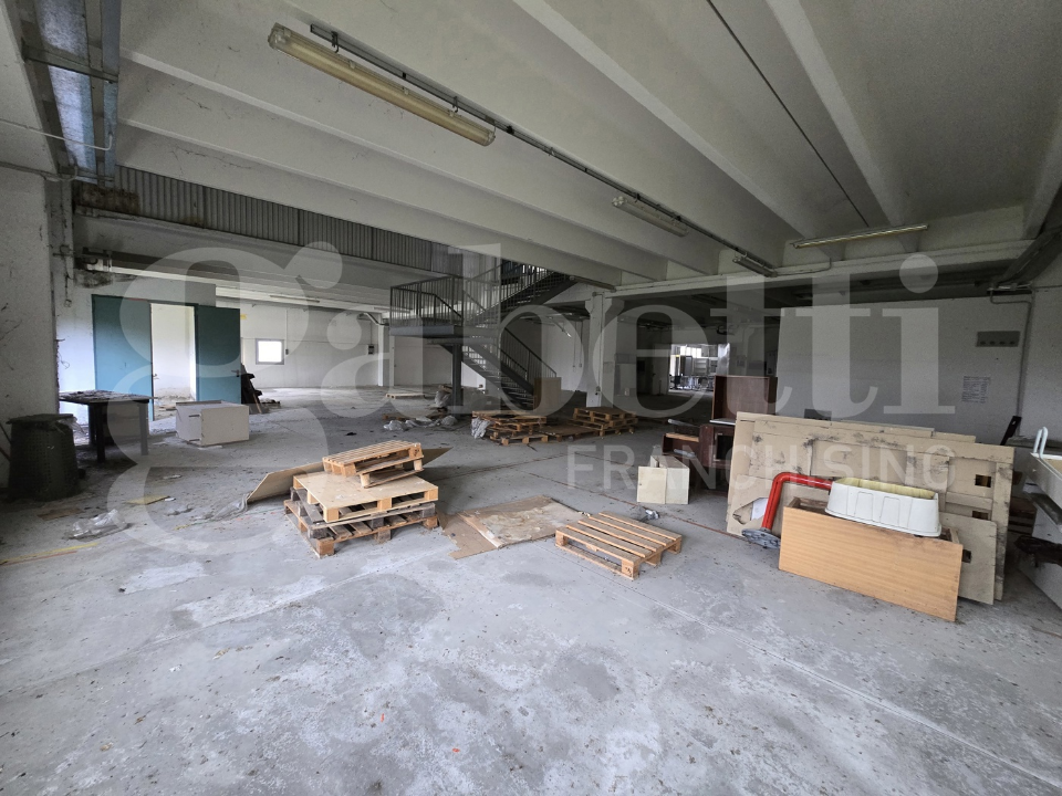 Capannone - Image 41