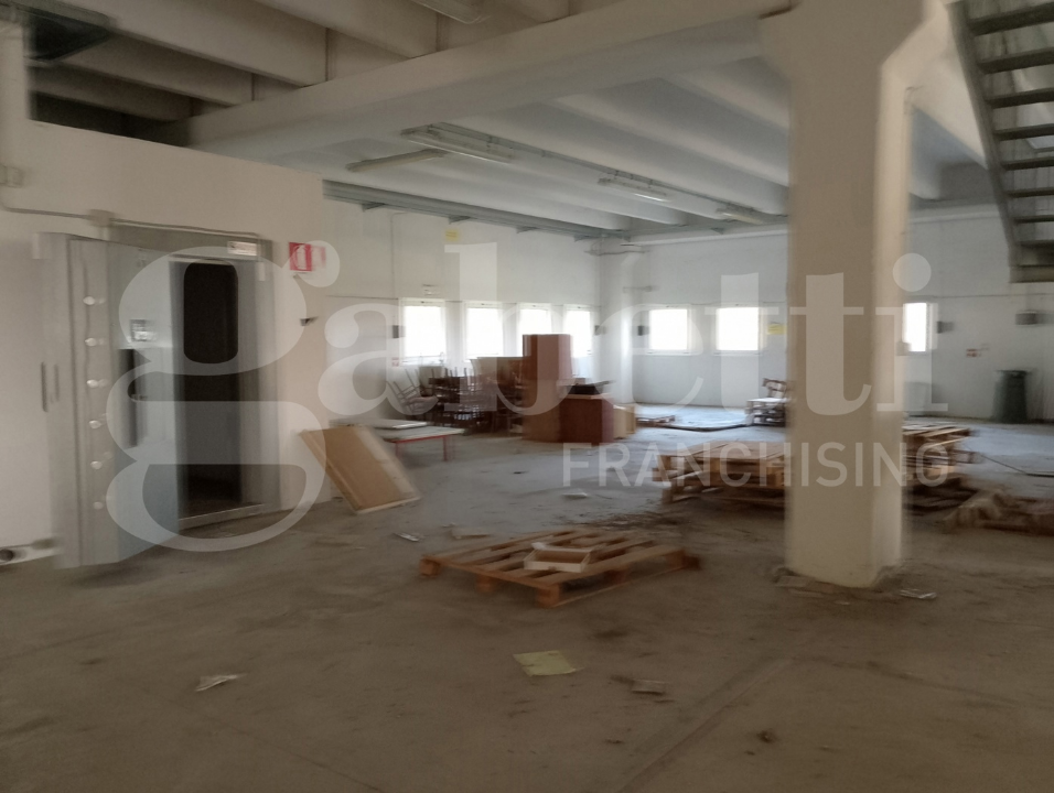 Capannone - Image 12