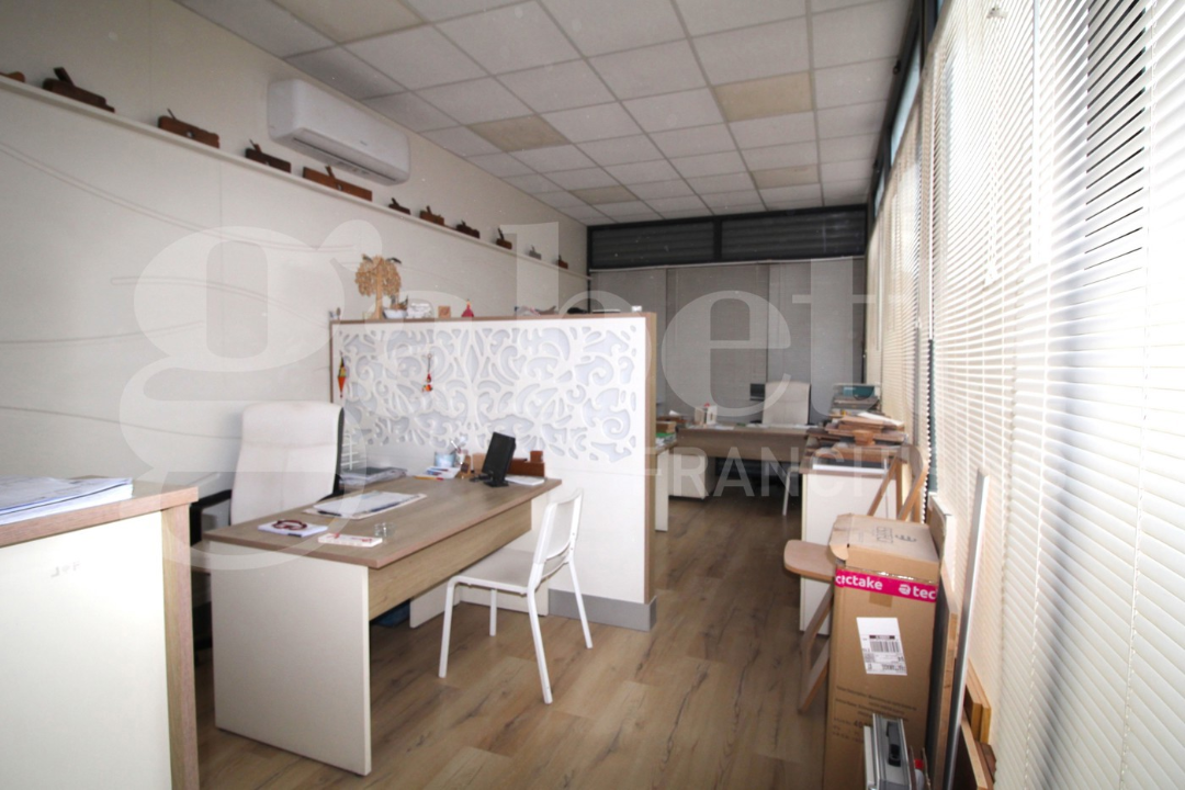 Laboratorio - Image 38