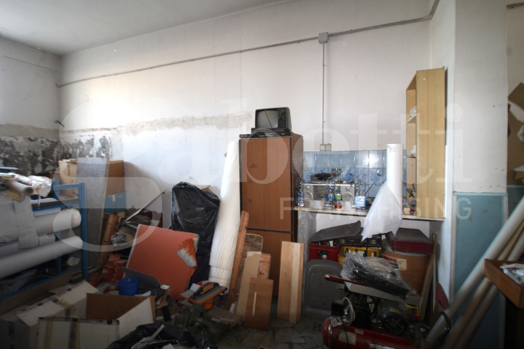 Magazzino - Image 18