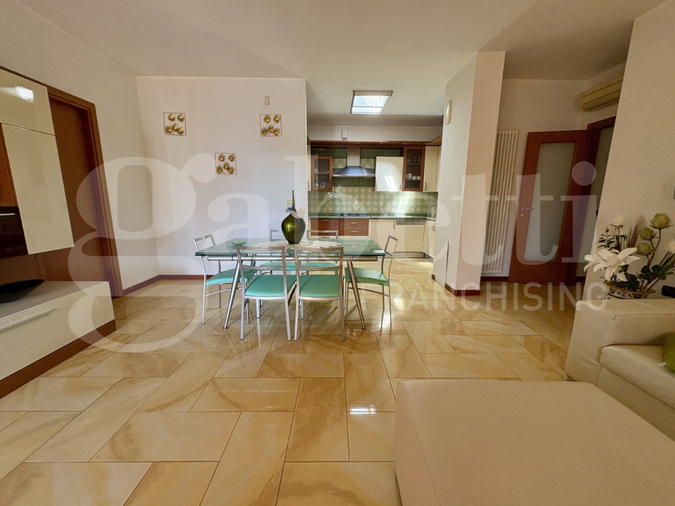 Villa - Image 6