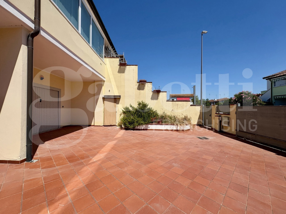 Villa - Image 39