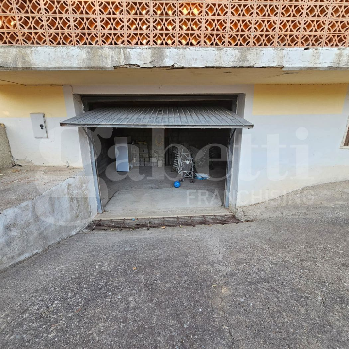 Villa - Image 25