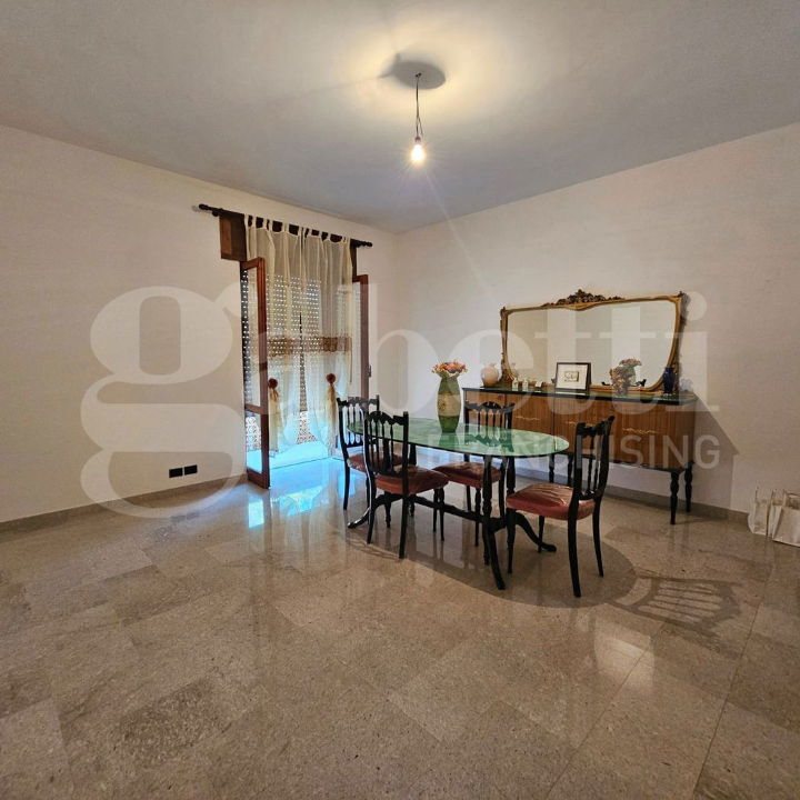Villa - Image 12