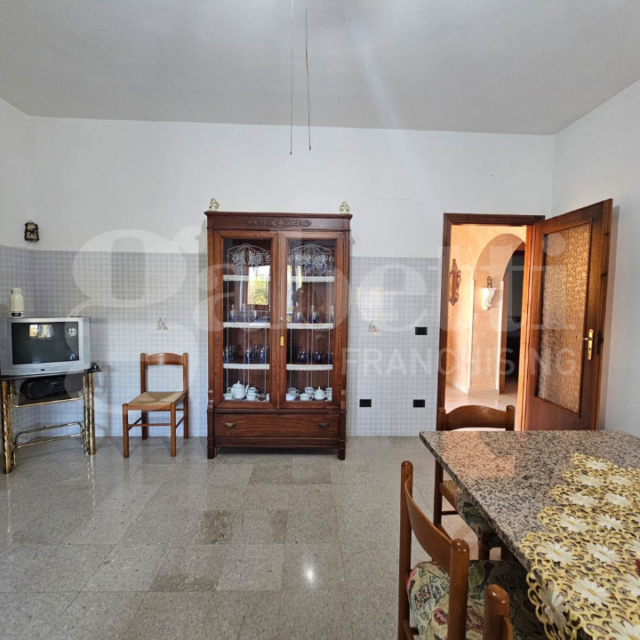 Villa - Image 11