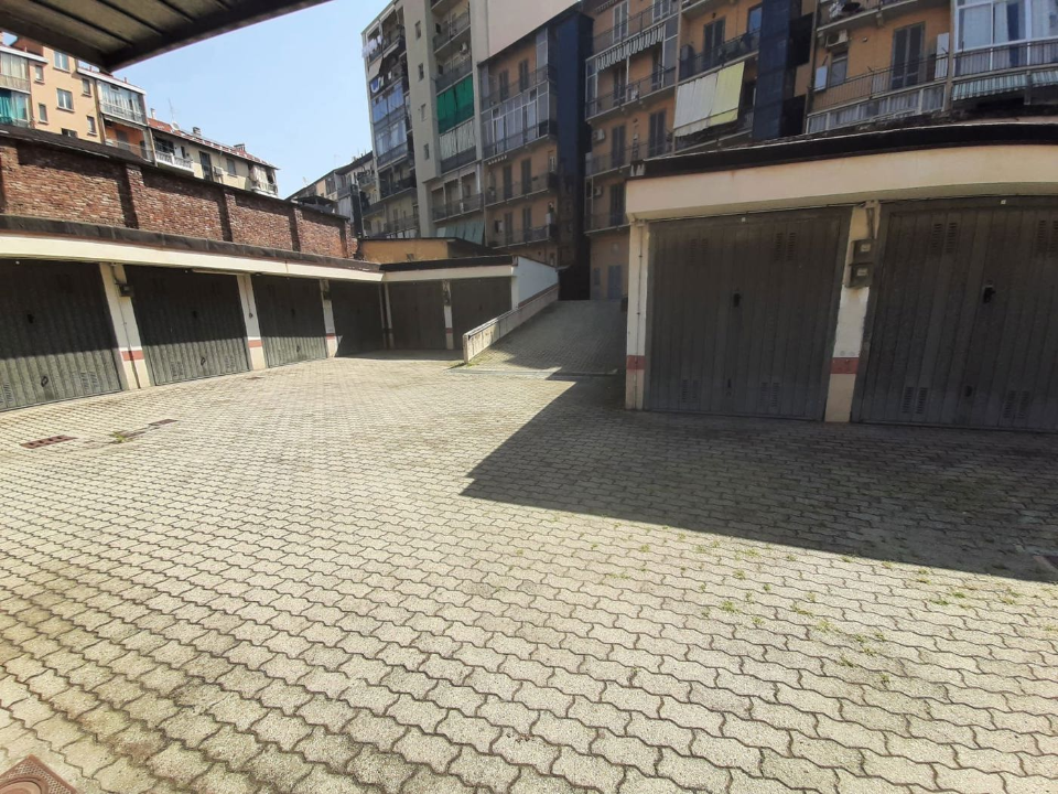 Box - Image 11